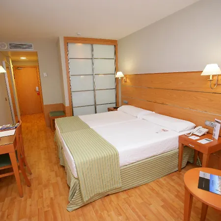Готель Exe Palmas 4*