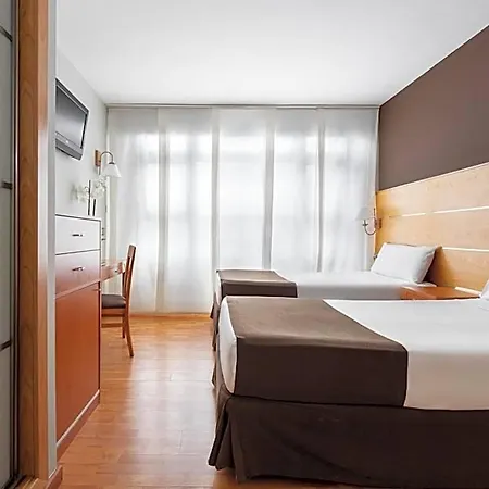 Готель Exe Palmas 4*